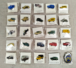 Lot 24 PIN'S Collection Voitures Anciennes Altaya 1 Porte Clefs Citroen O25