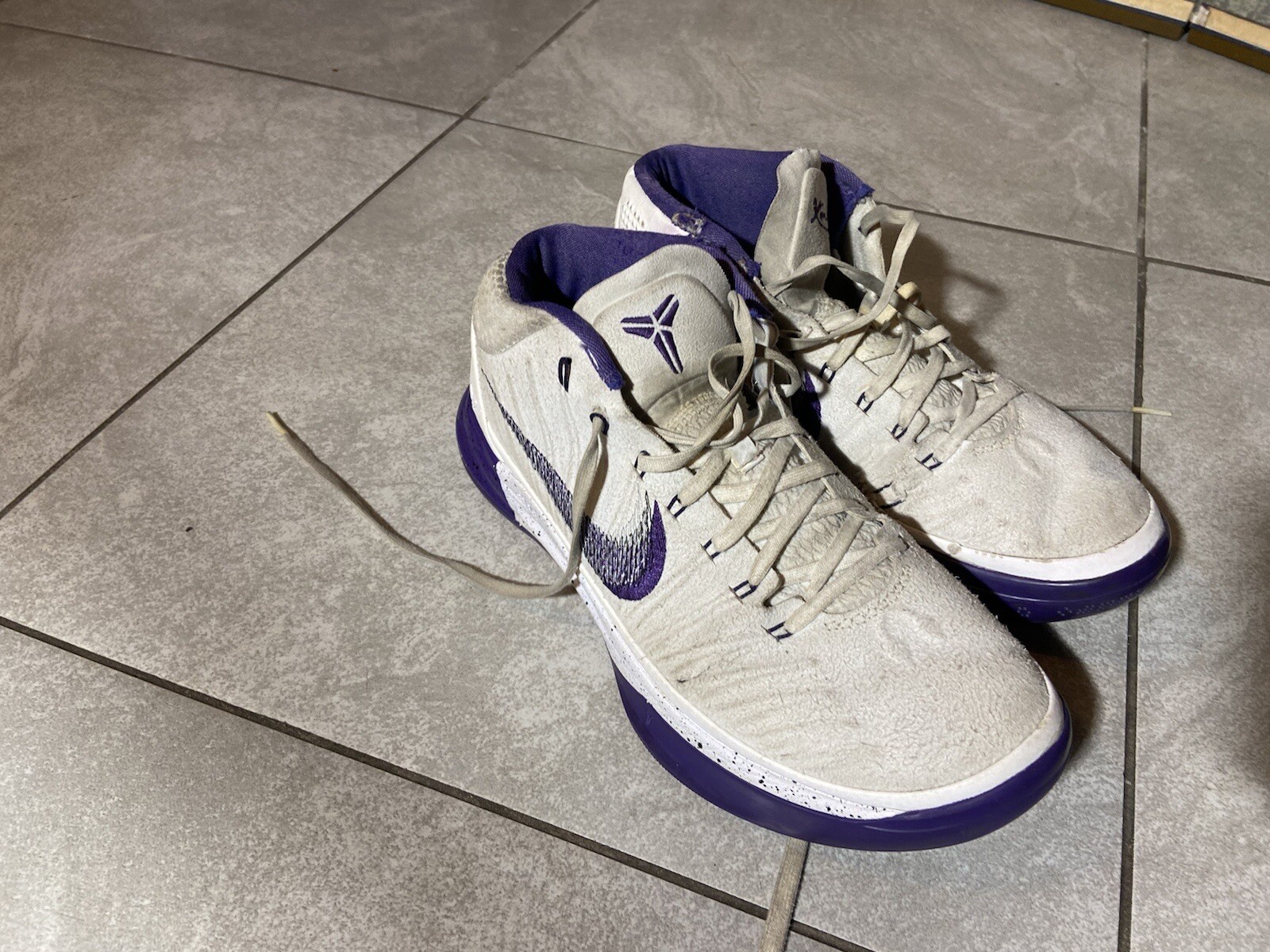 Nike Kobe AD Mid Baseline White Purple 