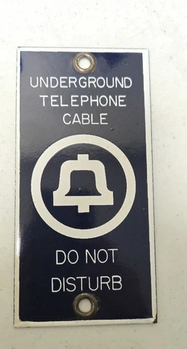 VINTAGE PORCELAIN BELL SYSTEM TELEPHONE CABLE  DO NOT DISTURB  SIGN PLAQUE-NICE