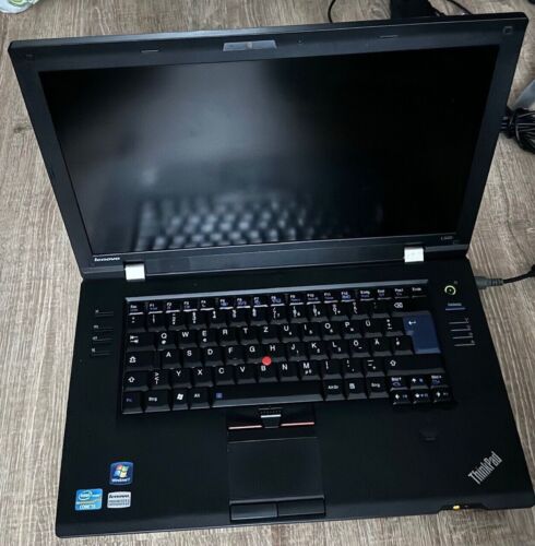 Lenovo ThinkPad L520 i5 sans RAM 15,6" sans disque dur écran défectueux ordinateur portable - Photo 1/9