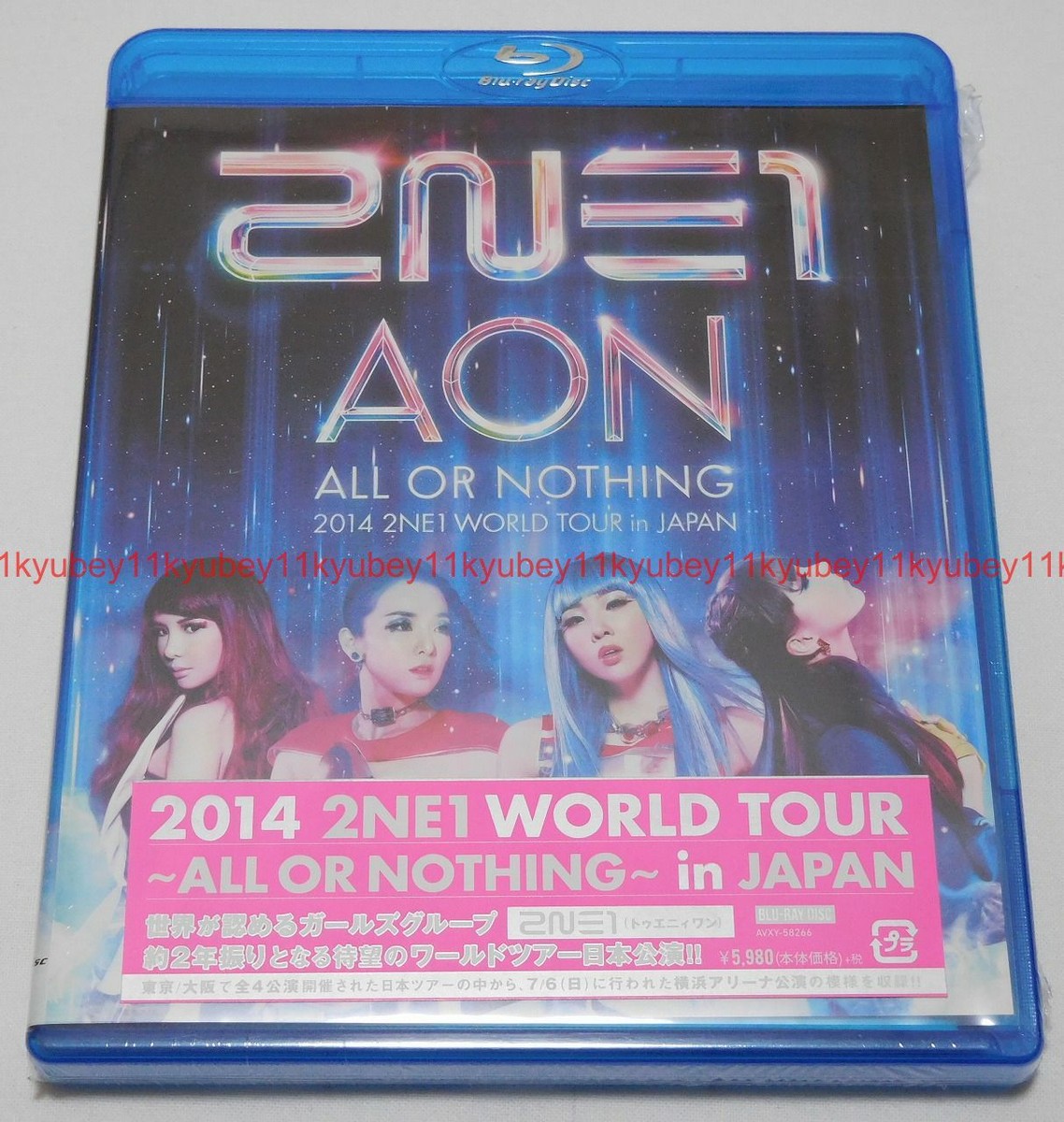 2NE1 DVD/Blu-ray/CD/ペンライト セット 2014 2NE1 WORLD TOUR ALL OR NOTHING in Japan Blu-ray AVXY-58266