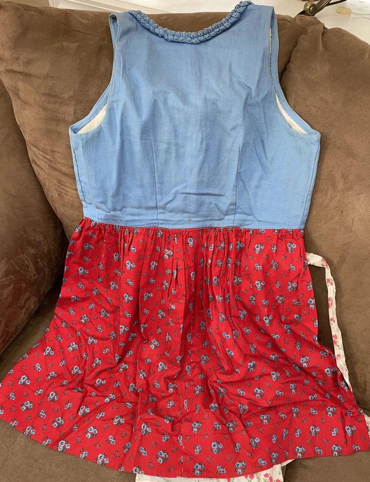 DIRNDL DRESS COSTUME  30” WAIST DENIM/FLORAL DRESS W/APRON TRADITIONAL - Image 3 of 3