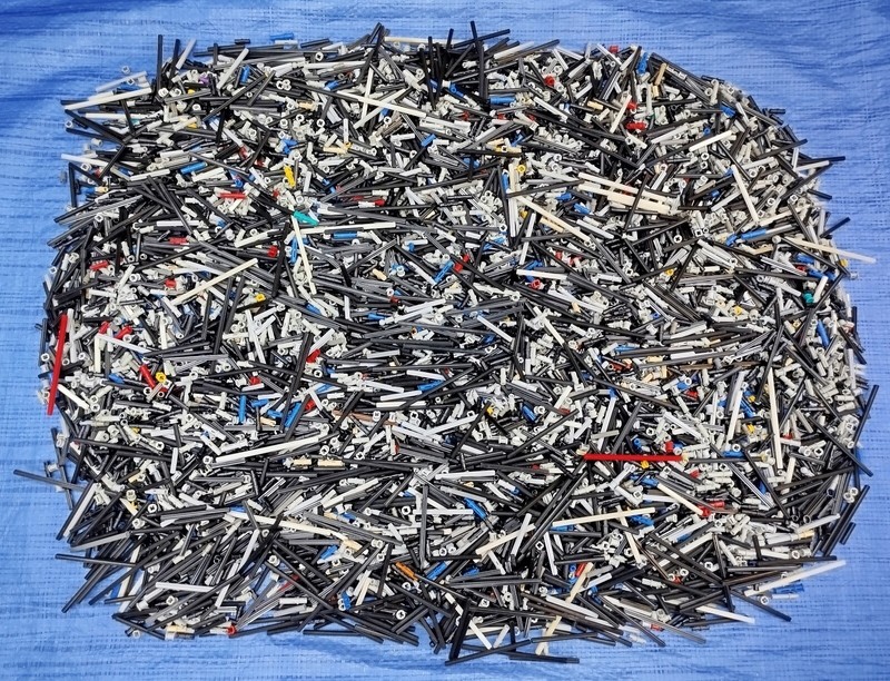 LEGO ® quality tested kiloware technic axles, pins, connectors... approx. 100 g
