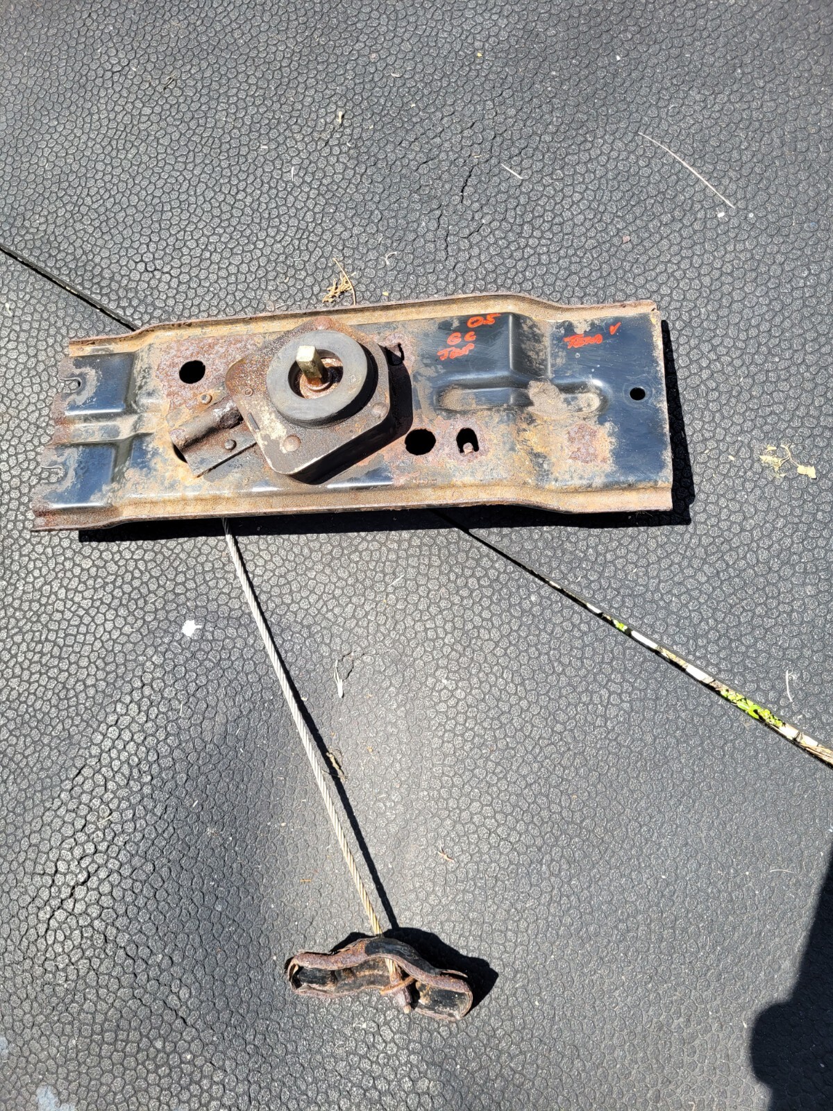 2005 Jeep Grand Cherokee Tested Spare Tire Wheel Carrier Replacement