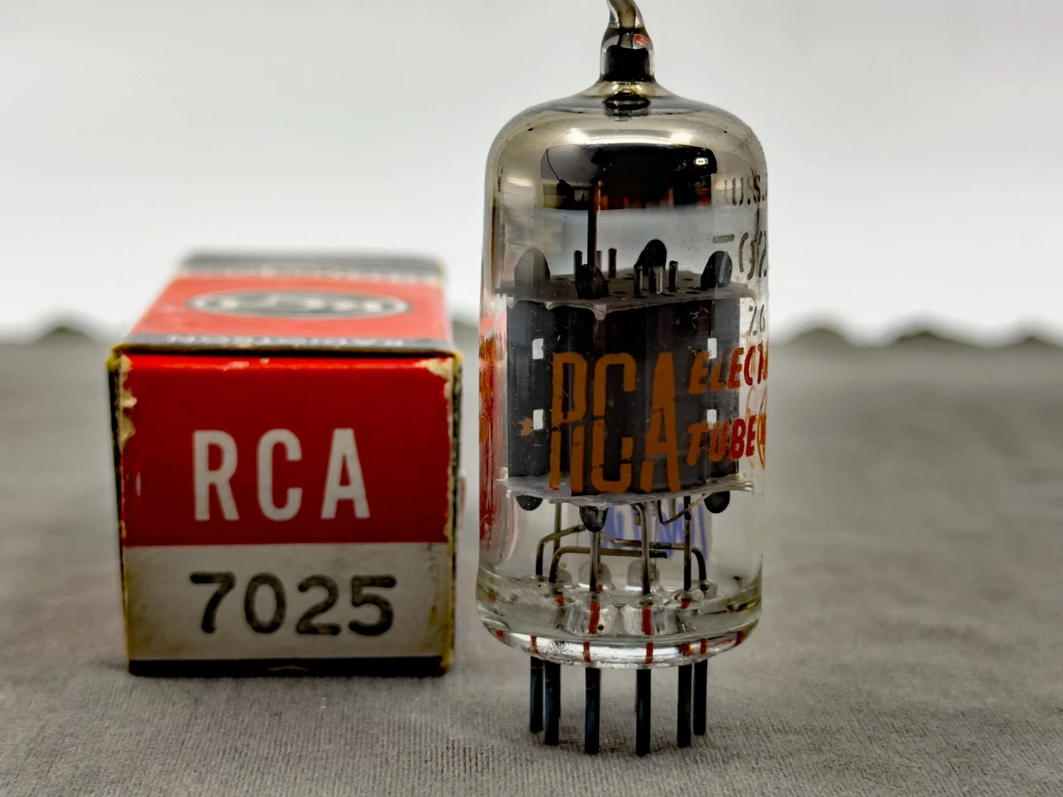 2本セット RCA 12AX7 ECC83 転用元箱付 新品？ 未使用？ RCA Vintage ECC83s Sockets for sale | eBay