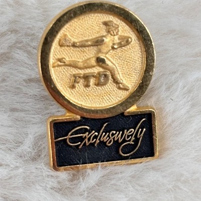 Exclusively FTD Florist Gold Tone Lapel Pin
