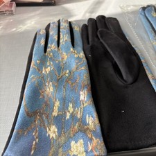 Ladies Gloves New Black /Floral Soft. Texting Finger/ New.  2 Pair