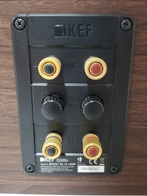 KEF Q Series Q200C Center Channel Speaker SP3723 Walnut Wood Grain