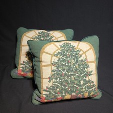 2 Christmas Tree Tapestry Throw Pillow w/Presents Green 16"x16"