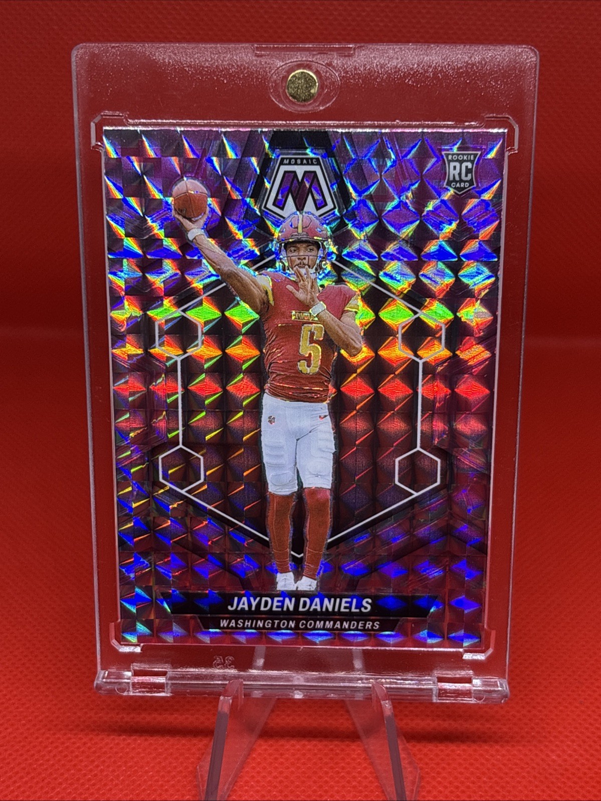 2024 Panini Mosaic Jayden Daniels Rookie Card #302 Camo Pink Mosaic Prizm RC