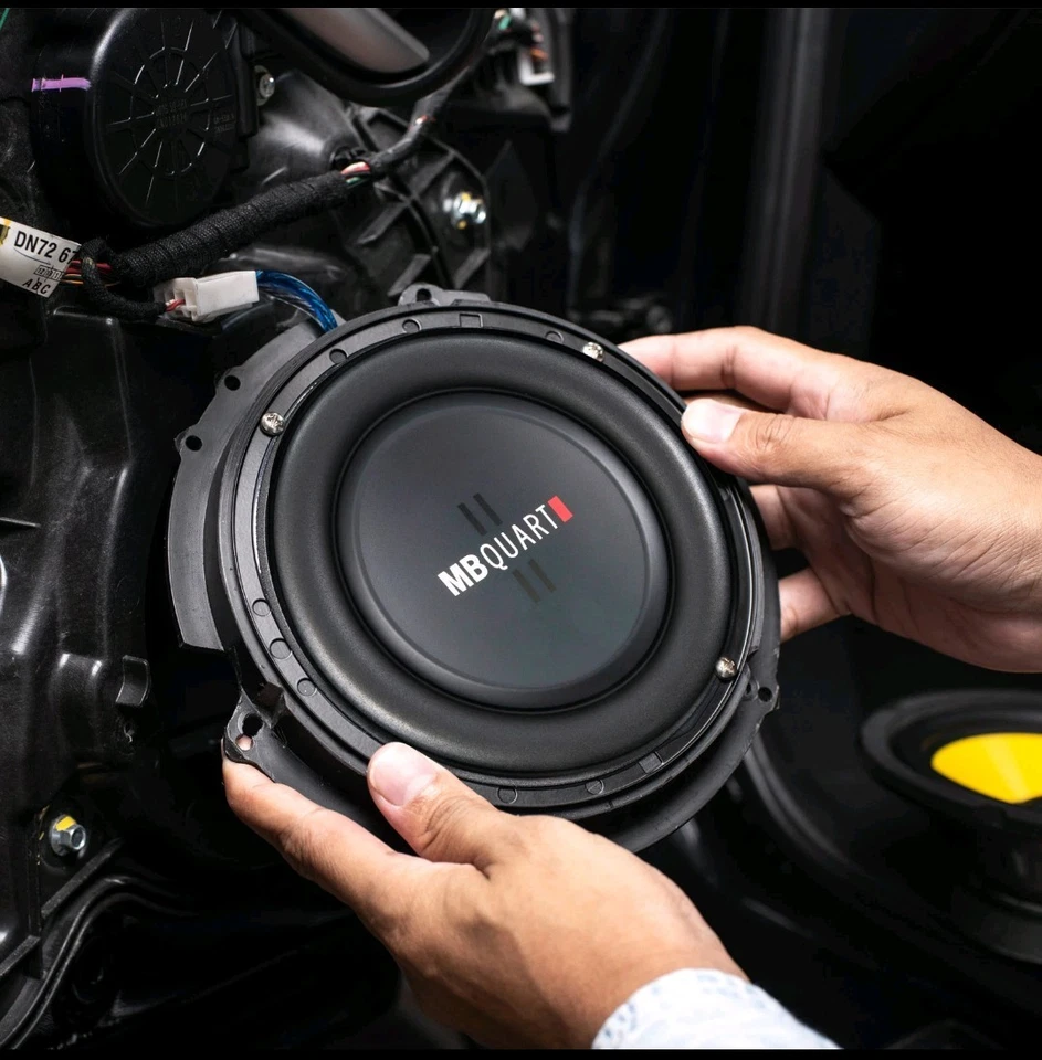 MB Quart DS1-204 400 vatios 8 pulgadas poco profundo delgado DVC 4 ohmios coche sub, altavoz único Foto 4 de 4