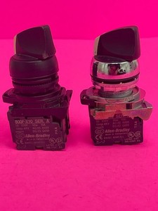 Allen-Bradley 800F Series 2 Position Selector Switches w/ Contact Block Lot of 2