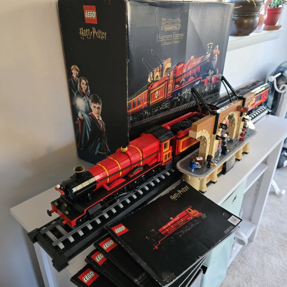 ¡COMPLETO! ¡ORDENADO! LEGO Harry Potter: Hogwarts Express Edición Coleccionista (76405) Foto 2 de 4