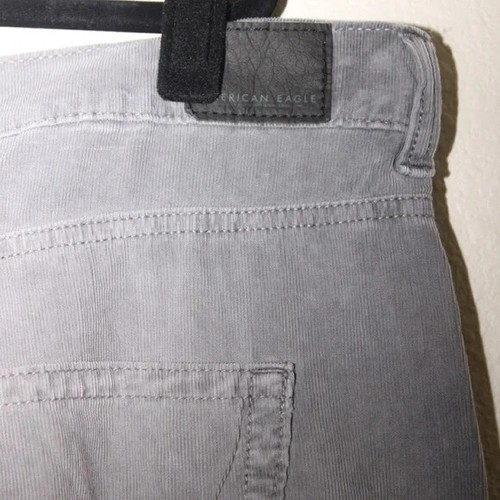 American Eagle Super Stretch Gray Corduroy Pleated Front Mom Jeans Size 24 - Picture 6 of 12