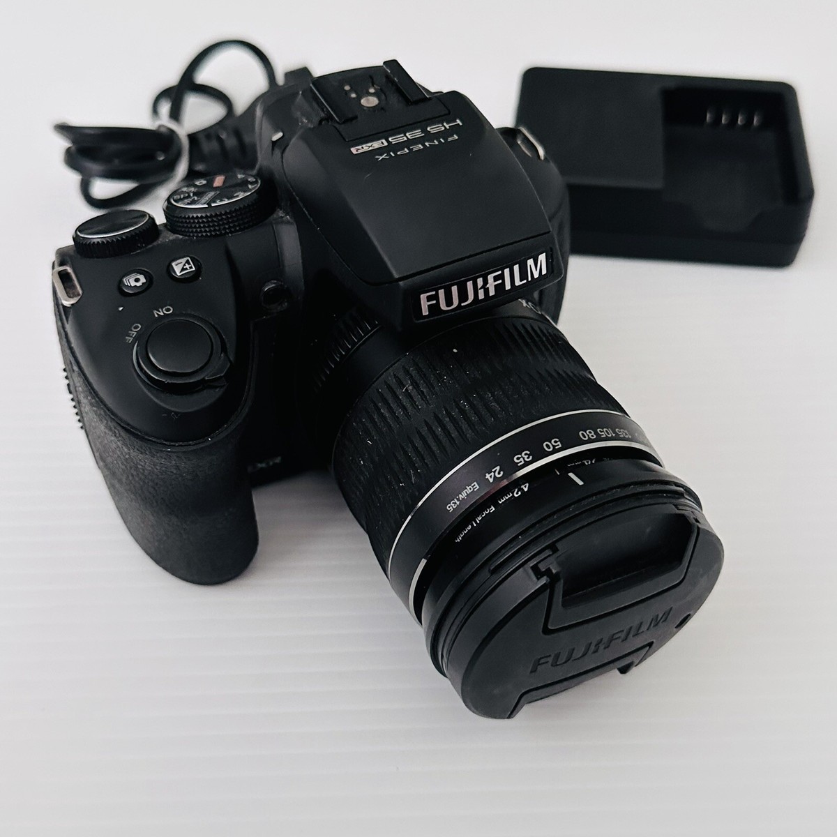FUJIFILM FINEPIX HS 35 EXR デジカメ a4651 FujiFilm FinePix HS35 EXR Digital Camera | 16MP | 30x Zoom
