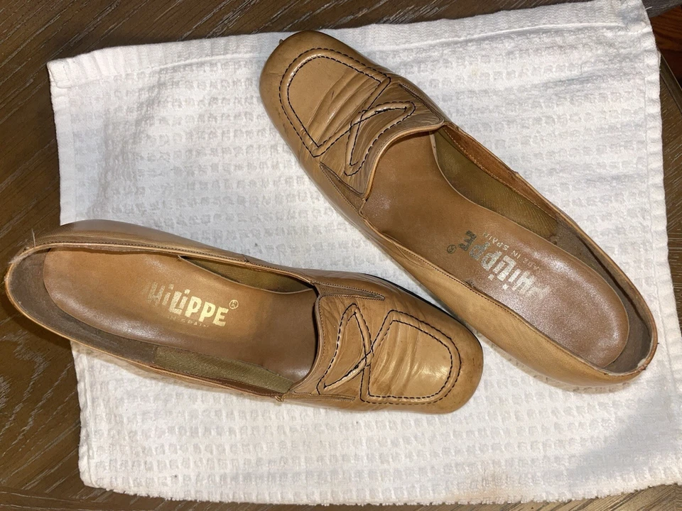 Mocasines de tacón vintage Foto 2 de 4