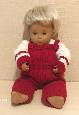 Original 1970 Vintage Sasha 503 Gregor blond Baby Junge mit Strickoutfit - sexed