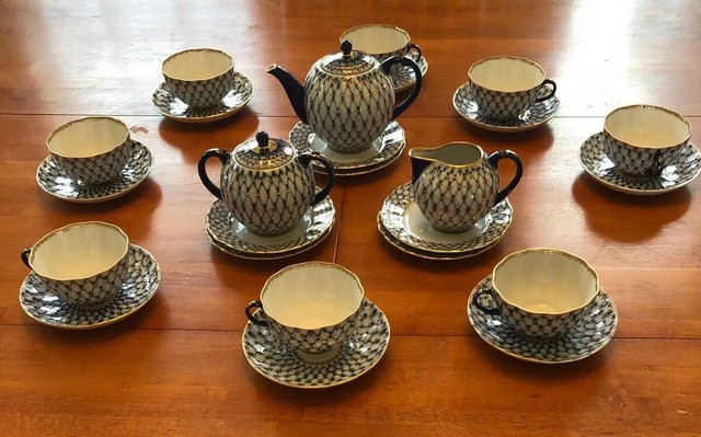 cobalt net tea set