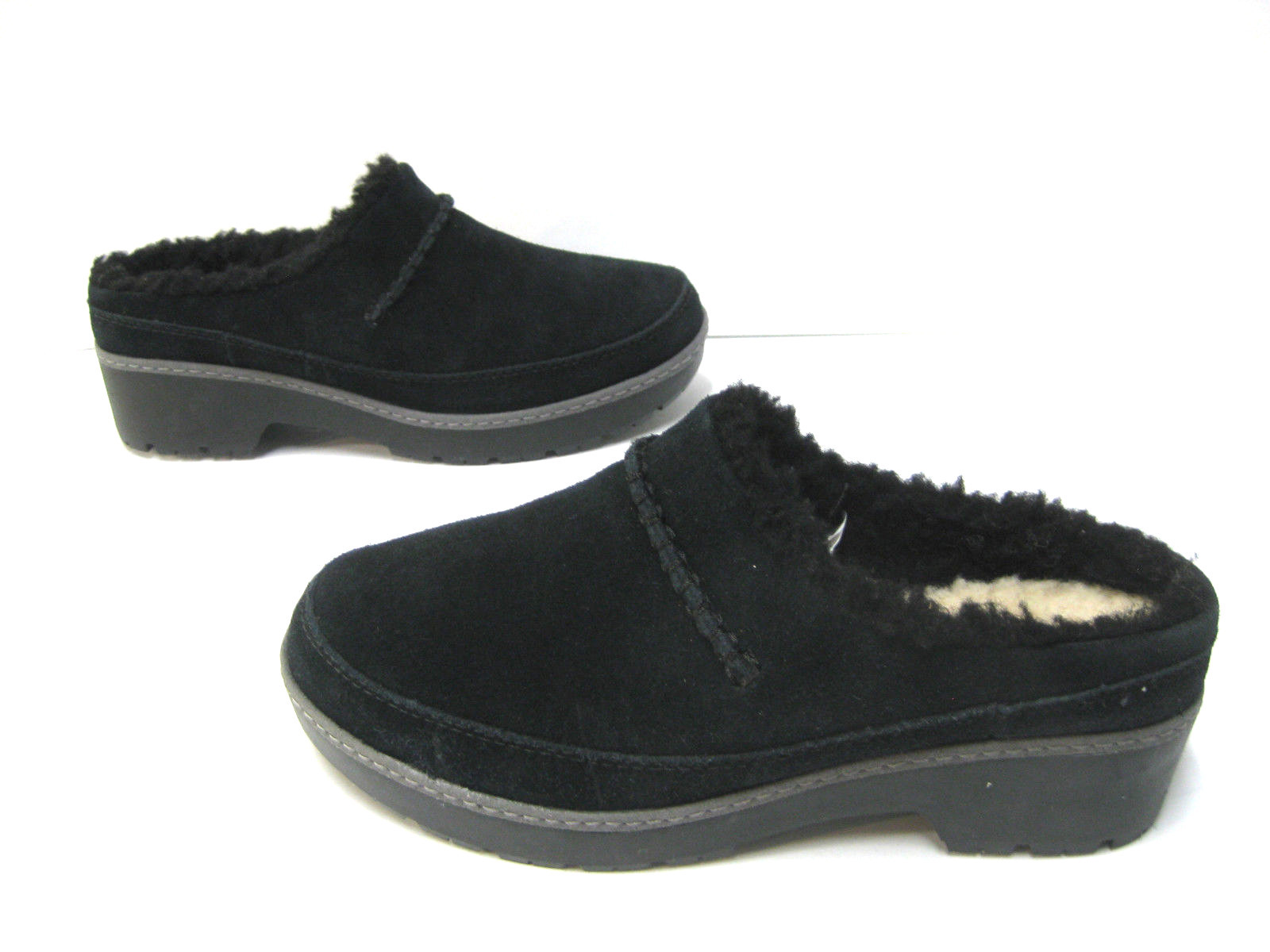 UGG LYNWOOD WOMEN CLOSED TOE CLOGS 