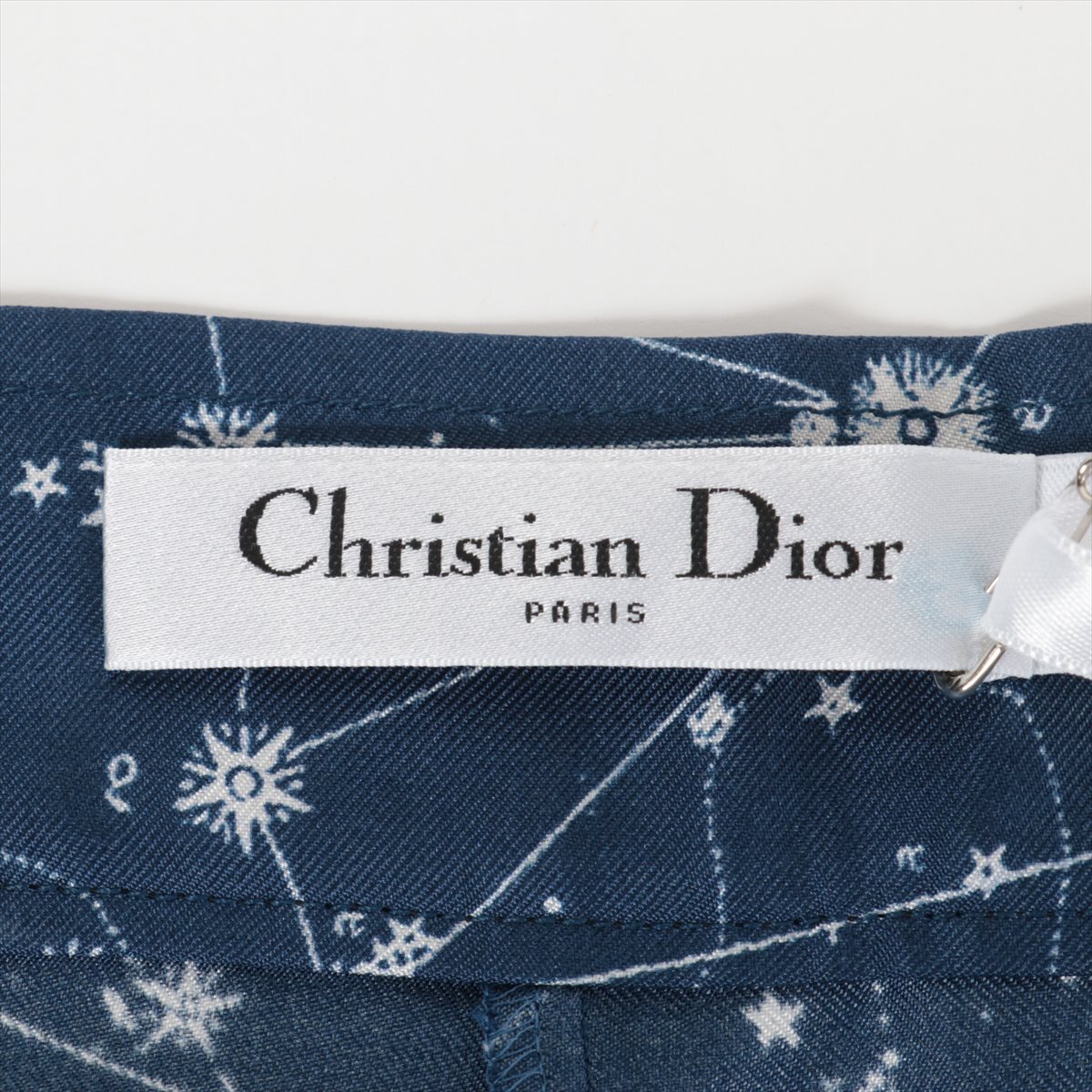 Christian Dior Zodiac 21SS Silk Setup tops 32 / 36 bottoms Christian Dior Zodiac 21SS Silk Setup tops 32 / 36 bottoms