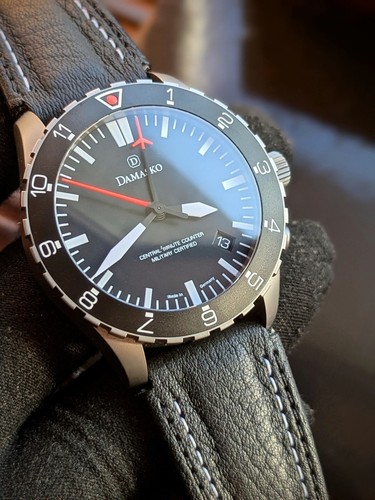 Damasko DC82/2 LikeNEW LastModel Patented Central 60mins Chrono IceHardened SS