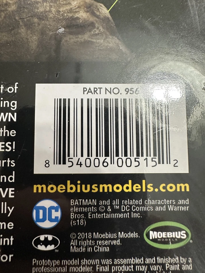 Moebius Models 956 1:8 Joker-1966 Batman TV Series plastic model kit SEALED - Image 4 of 4