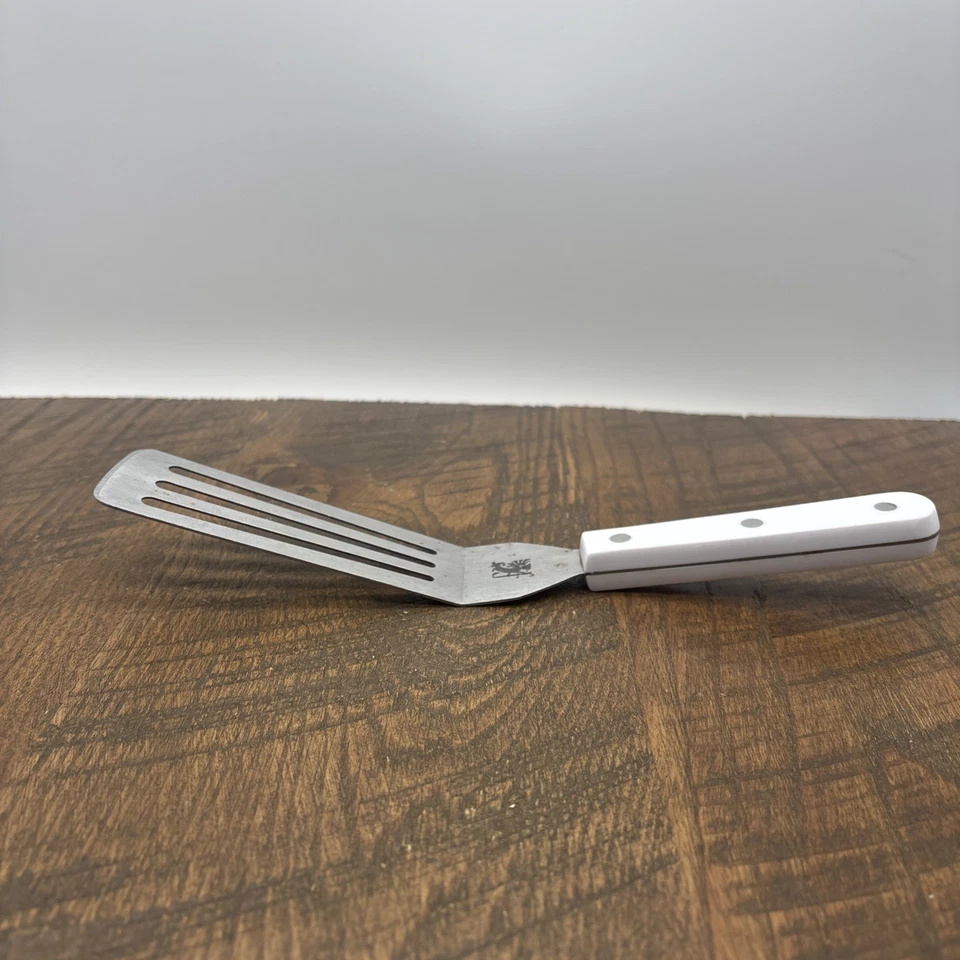 Espátula Sabetier Mango Blanco Diente Completo Acero Inoxidable Remaches Grado Comercial Foto 3 de 4