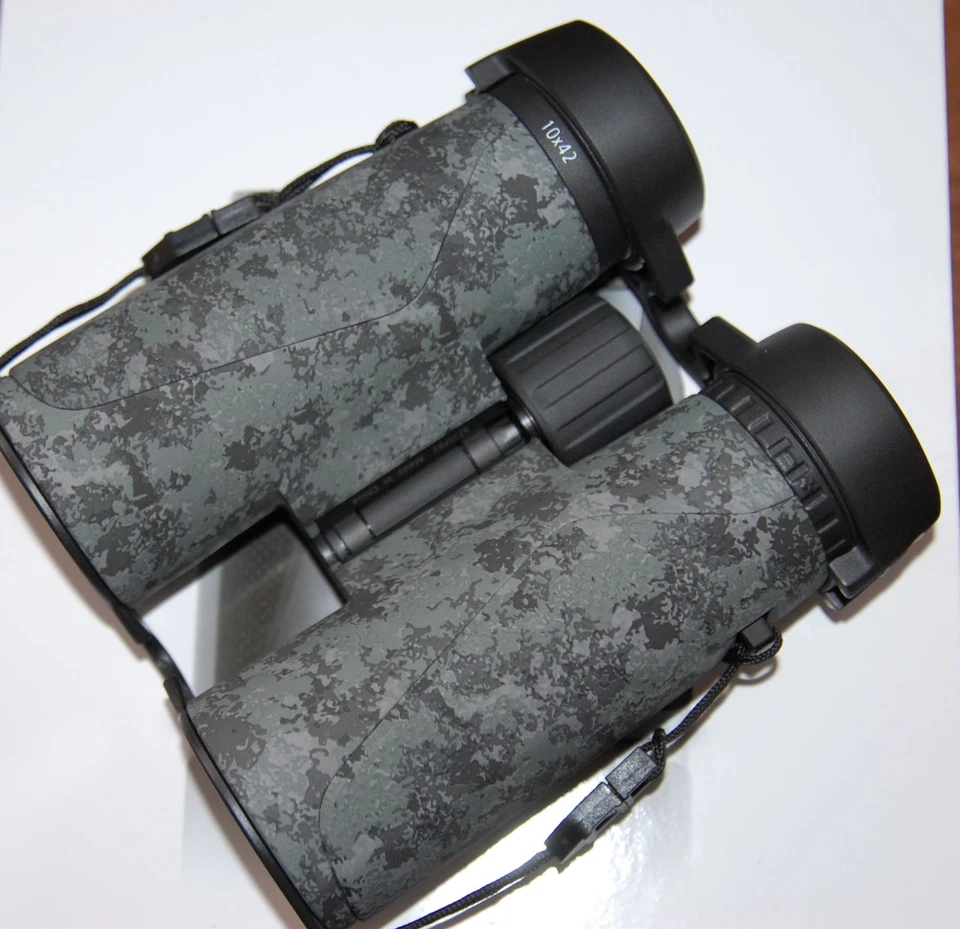 Zeiss TERRA ED 10x42 CAMO Sonderserie  mit Tasche Neu OVP Black Friday Aktion - Bild 3 von 3