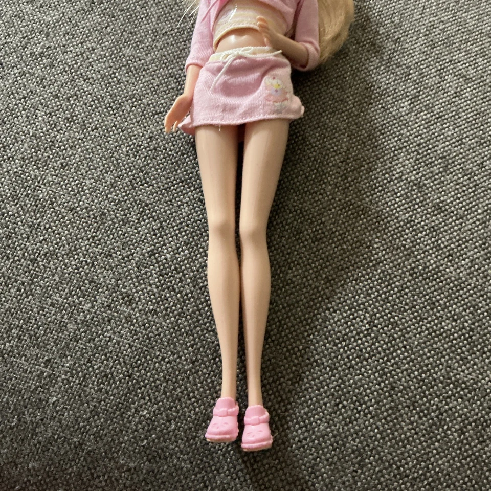 Boneca de pelúcia fofa Barbie - Build a Bear Workshop - Imagem 3 de 4