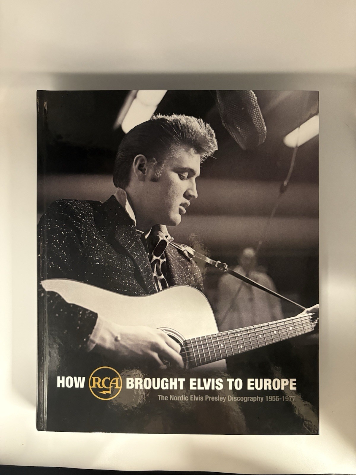 Elvis Presley How RCA Brought Elvis To Europe 1956-1977 Book W 7” Vinyl FTD