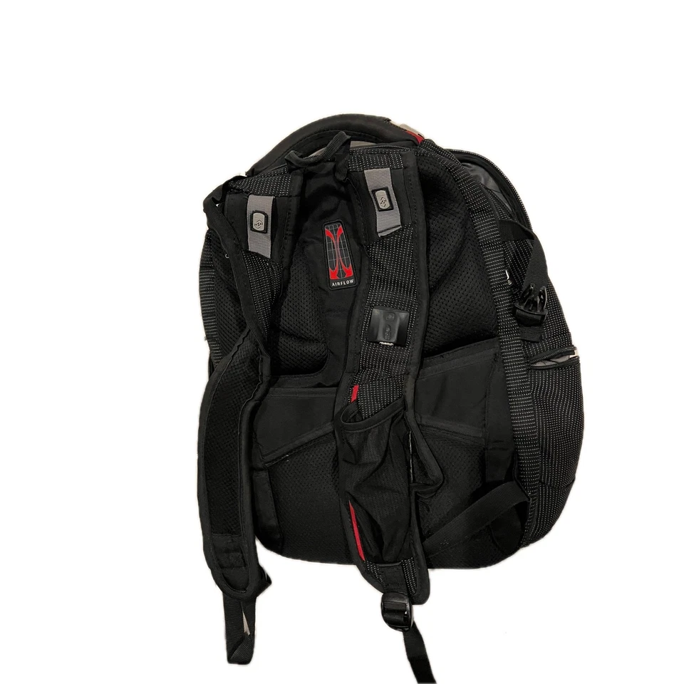 Swiss Gear Travel Tech Elite USB ScanSmart Laptop Backpack - Image 2 of 4