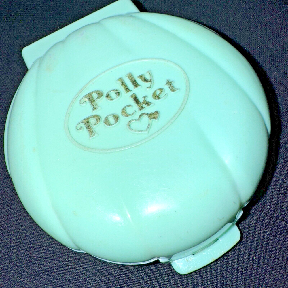 1989 Vintage Polly Pocket Bluebird Polly’s Beach Party Shell Compact Only AS IS!
