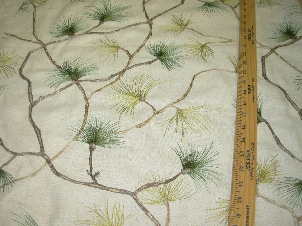 TELA DE TAPICERÍA BORDADA OCONO FLORAL REGAL DE 2 YARDAS POR MENOS Foto 2 de 3