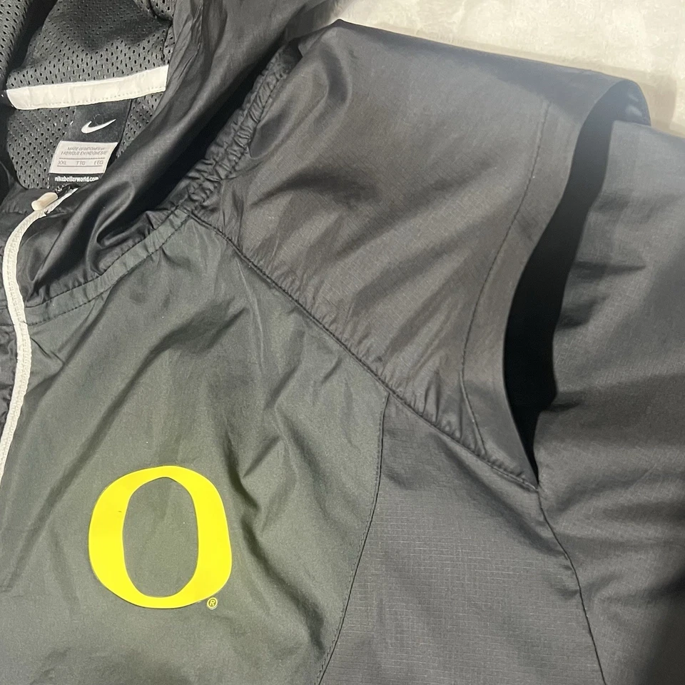 Jaqueta Nike Oregon Ducks Speed Fly Rush leve com capuz meio zíper masculina XXL - Imagem 3 de 4