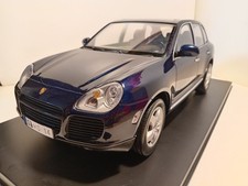 PA Carson Collector Lines Dickies Porsche Cayenne 4X4 bleu 1/12 N+B