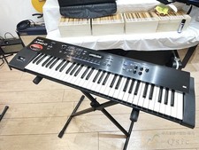 Roland JUNO-D Limited Edition 61-Key Synthesizer w/ Case Power Cable Manual MIDI