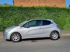 Peugeot 208 1.2 Style  3 Door Hatchback