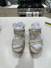Sofft Beige Patent Leather Cork Platform Sandal Size 10