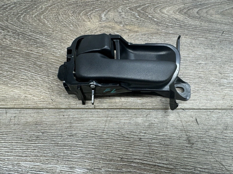 Manija de puerta interior Toyota Avalon 1995-99 negra OEM parte delantera izquierda lado del conductor 📷 Foto 2 de 4
