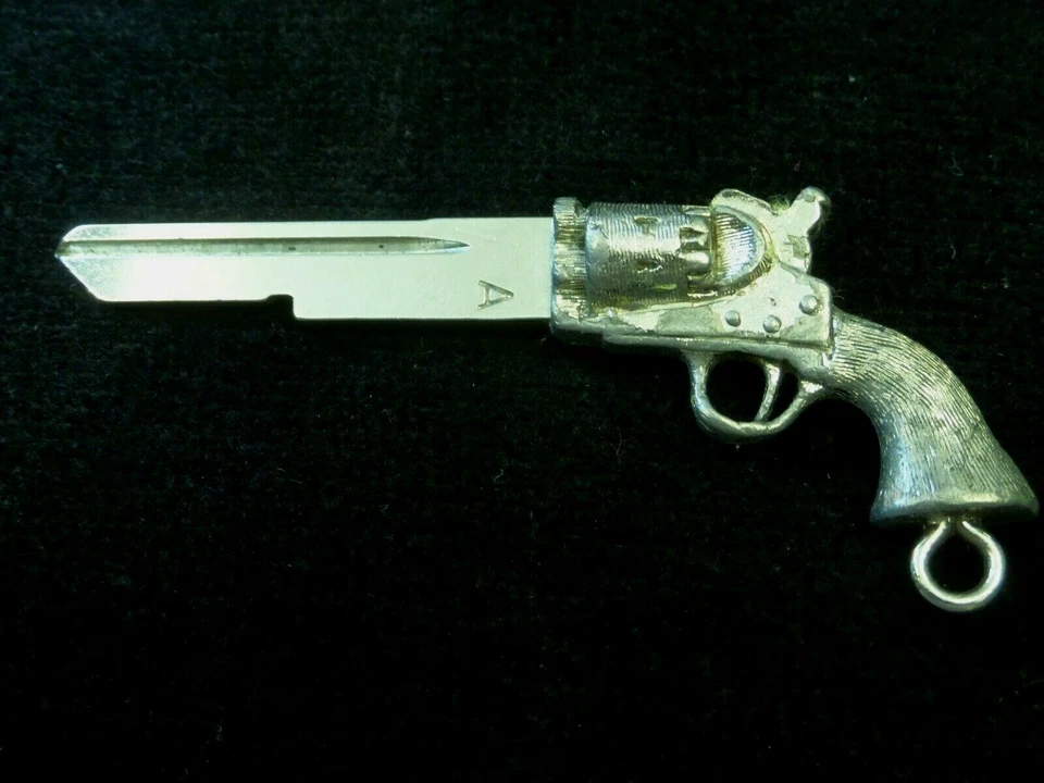 LLAVE DE ESCUDO CHEVROLET OSCO COLT 45 compatible con 1967 1971 1975 79 83-86 NOVA IMPALA MALIBU Foto 2 de 4