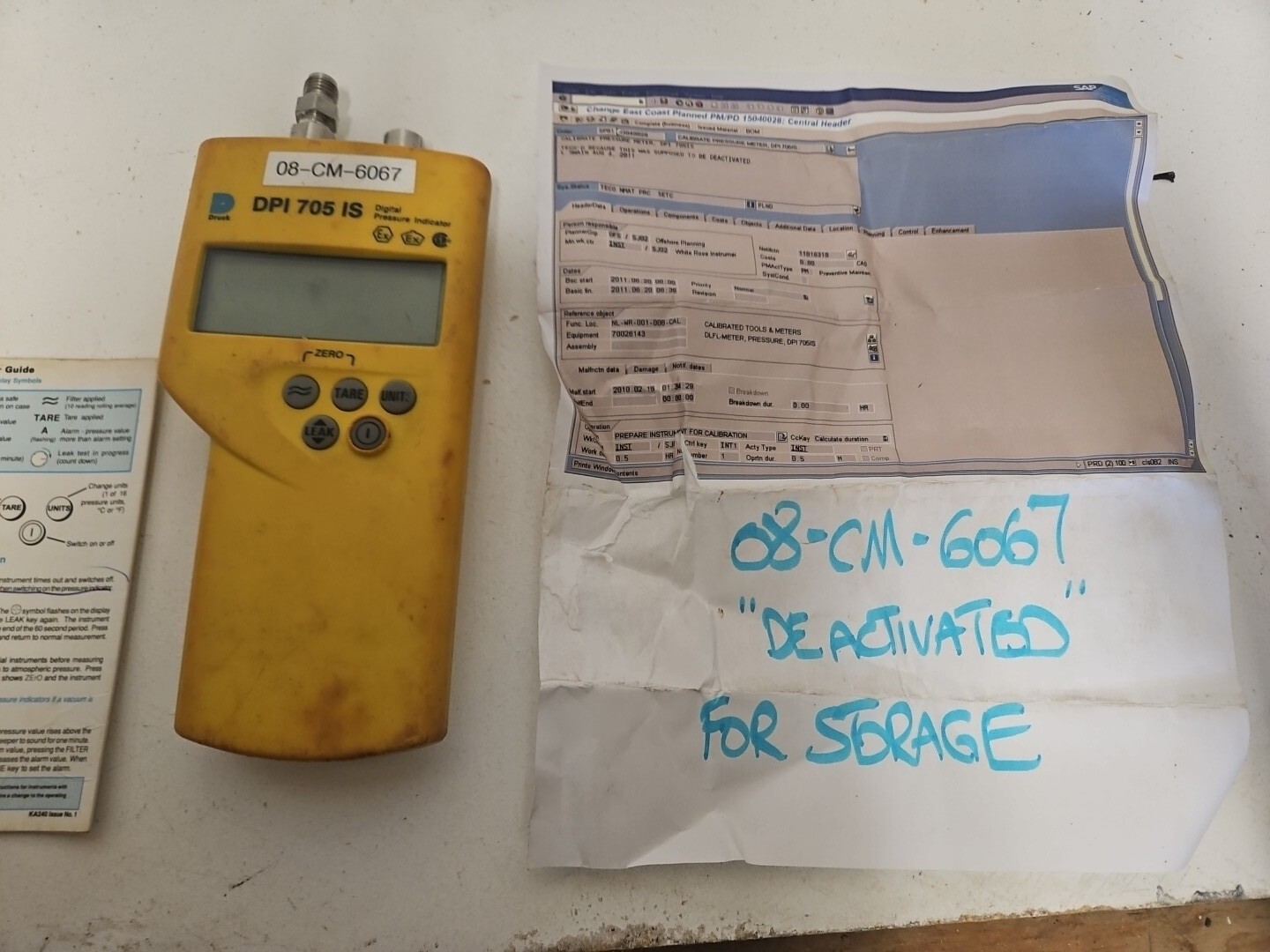 Druck DPI 705-IS Intrinsically Safe Pressure Indicator Used Industrial Surplus