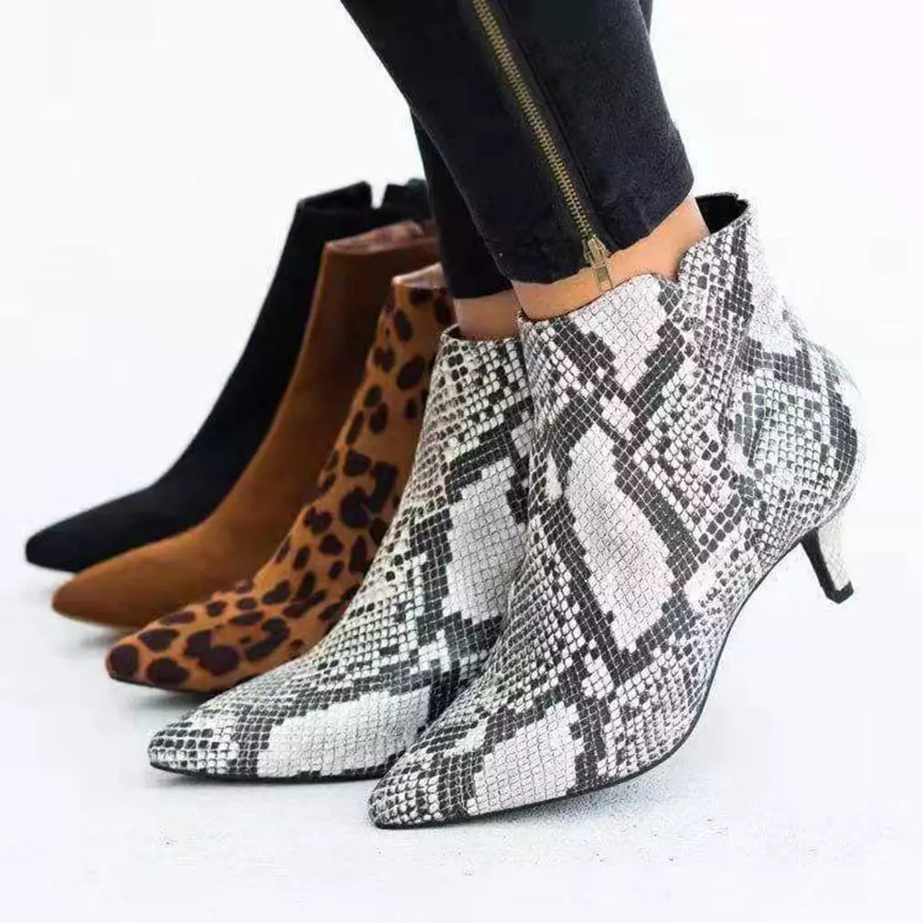 Leopard booties top low heel