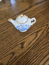 Mini Decorative Teapots And Teacups