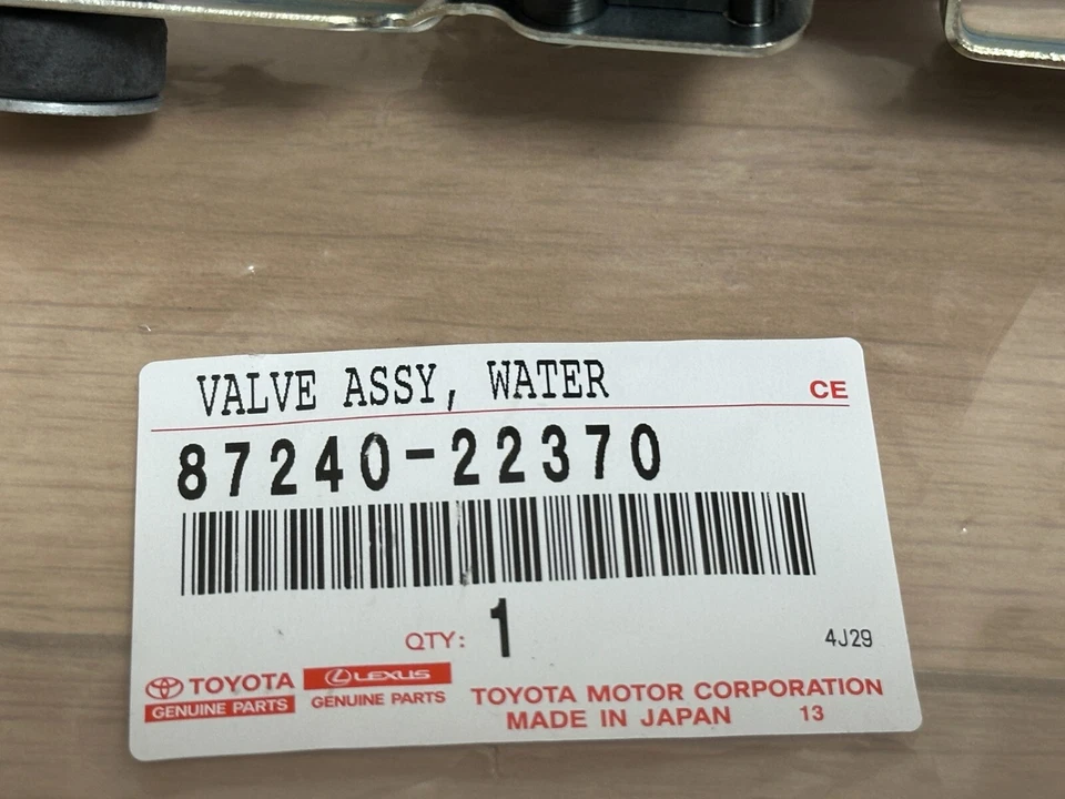 Toyota Genuine Mark II Chaser Cresta JZX100 Heater Water Valve 87240-22370 OEM - Image 2 of 4