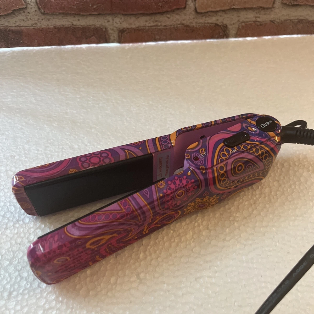 Gvp ceramic top flat iron