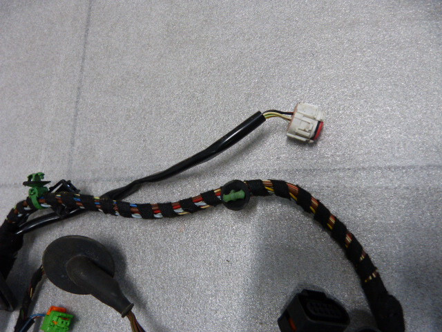 Picture 3 of 6