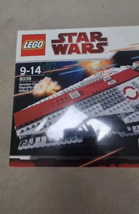 Lego Star Wars 8039 Venator-class Republic Attack Cruiser Retired