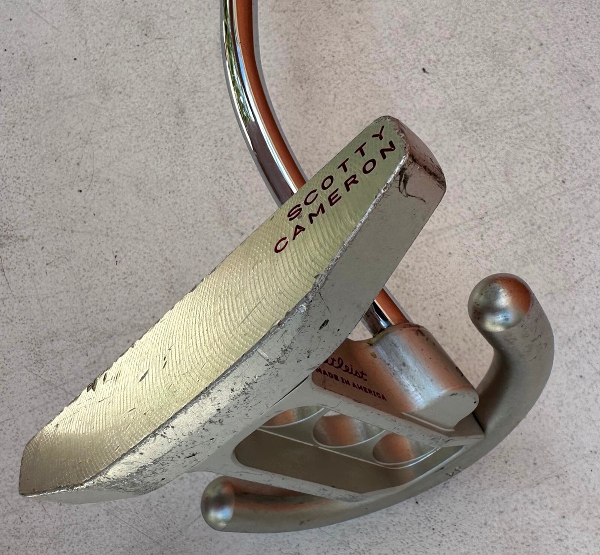 Putter Scotty Cameron Futura 34 Pouces - Droitier - Acier - Occasion Bon état