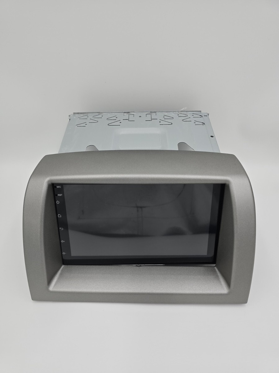 1-DIN Radio-inbouwsetset – Voorpaneel – Glanzend Zwart – Geschikt Voor Lancia New Ypsilon Y (2012-2021) – Inclusief Verwijderingshulpen En Antenne-adapter