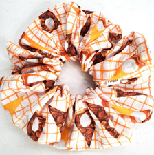 Handmade Women's Scrunchies size XL White Cotton Fabric Pumpkin Pie Print New